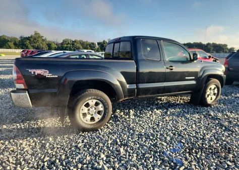 2010 Toyota Tacoma Access Cab z USA, uszkodzony, nr VIN 5TEUU4EN8AZ722058